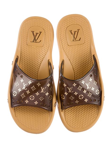 louis vuitton men slides.